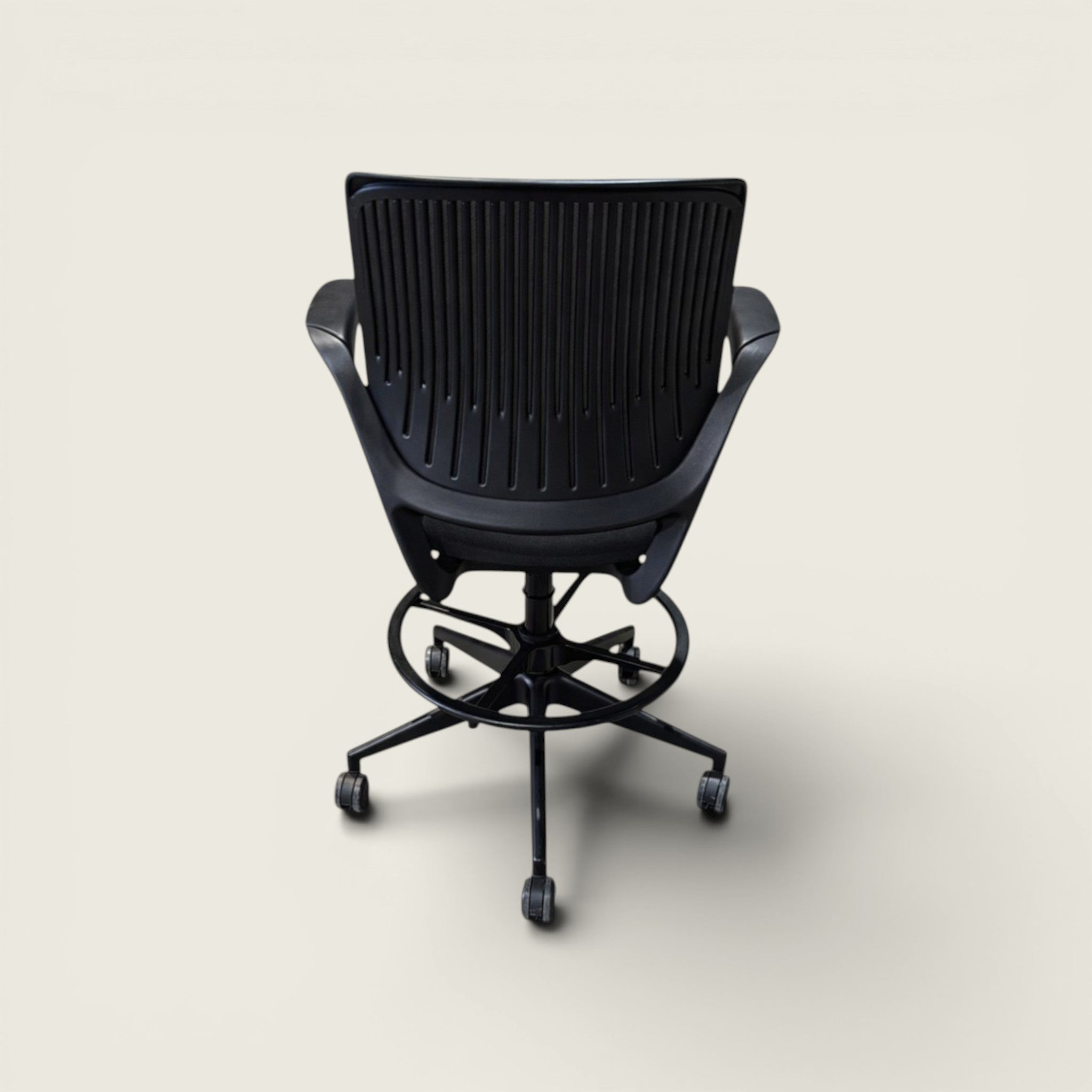 Steelcase: Cobi Draughtsman Chair in black - Refurbished