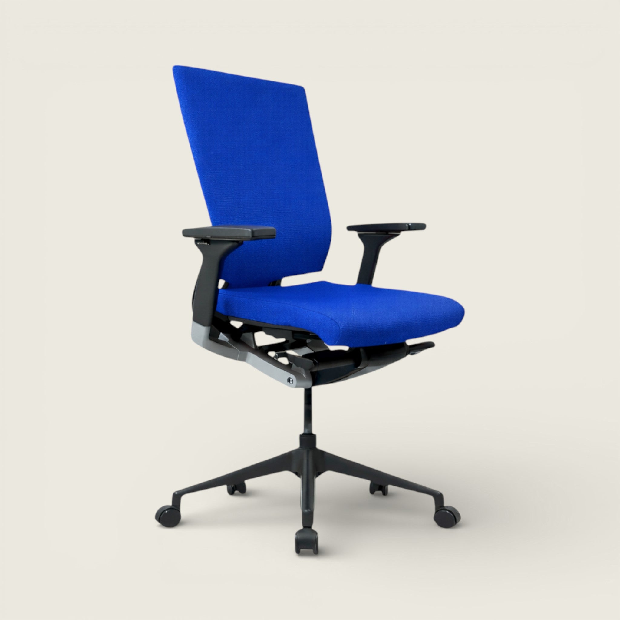 Techo: Sidiz T550 Blue Task Chair - Refurbished