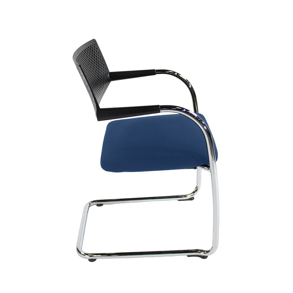 Vitra: VisaVis 2 Meeting Chair in Blue Fabric - Refurbished