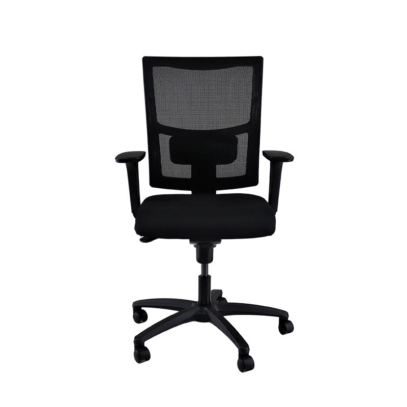 Saxen: Ergo Task Chair in Black Fabric - Refurbished