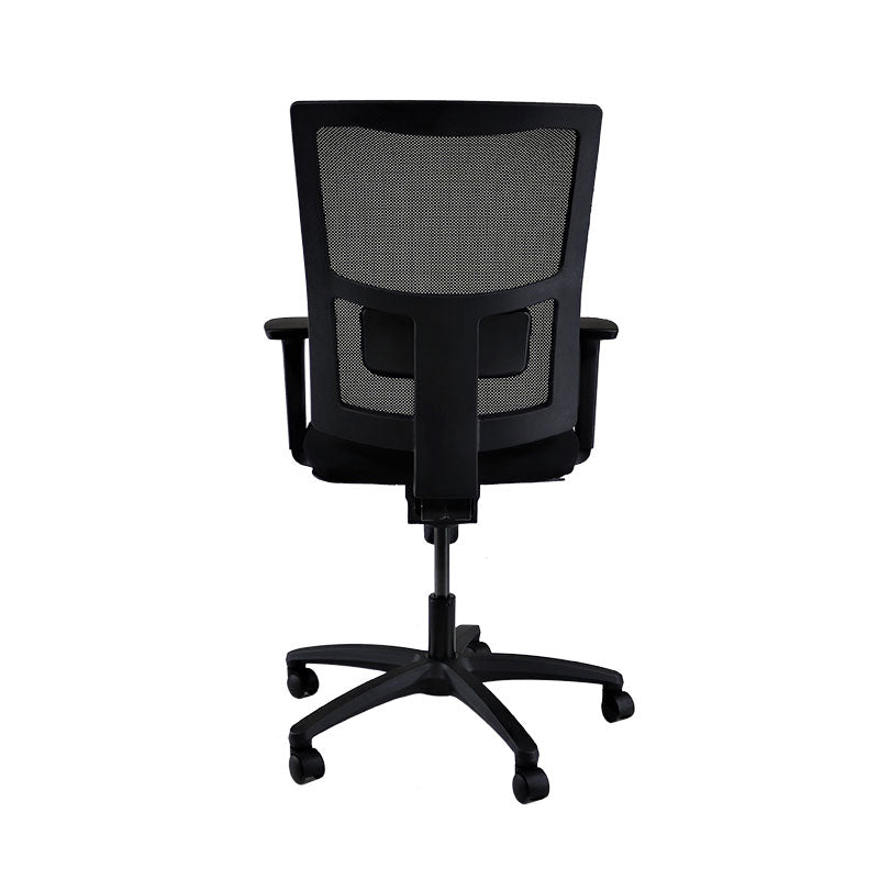 Saxen: silla de tareas ergo en tela negra - restaurado