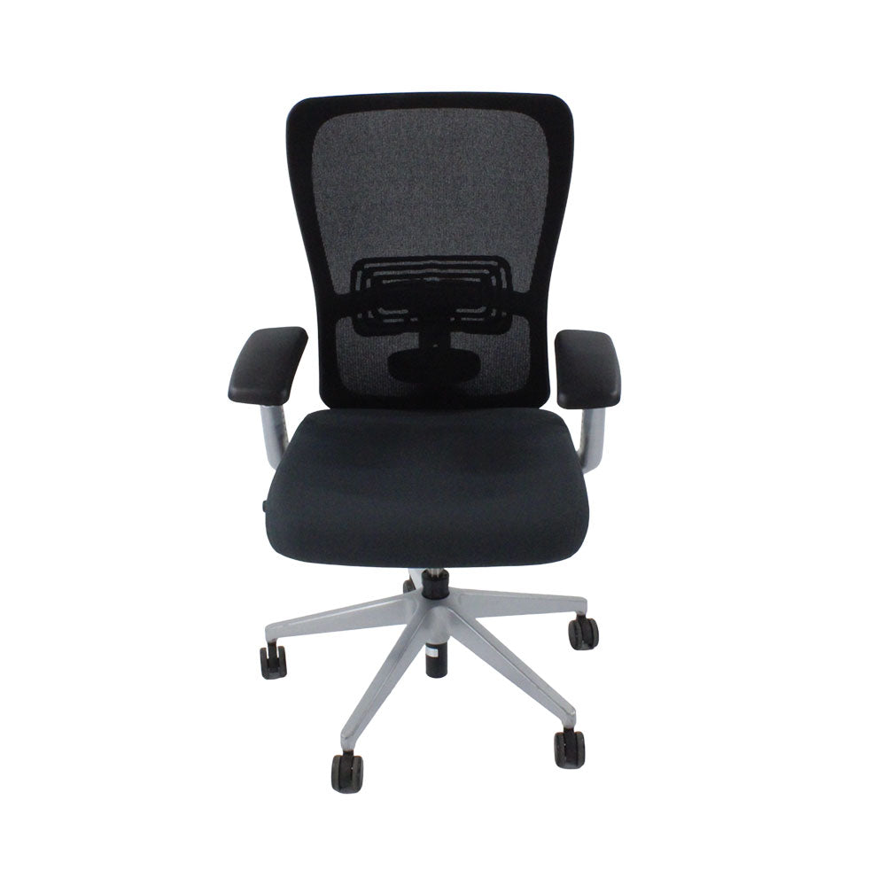 Haworth: Zody Comforto 89 Task Chair in Black Leather/Grey Frame - Refurbished