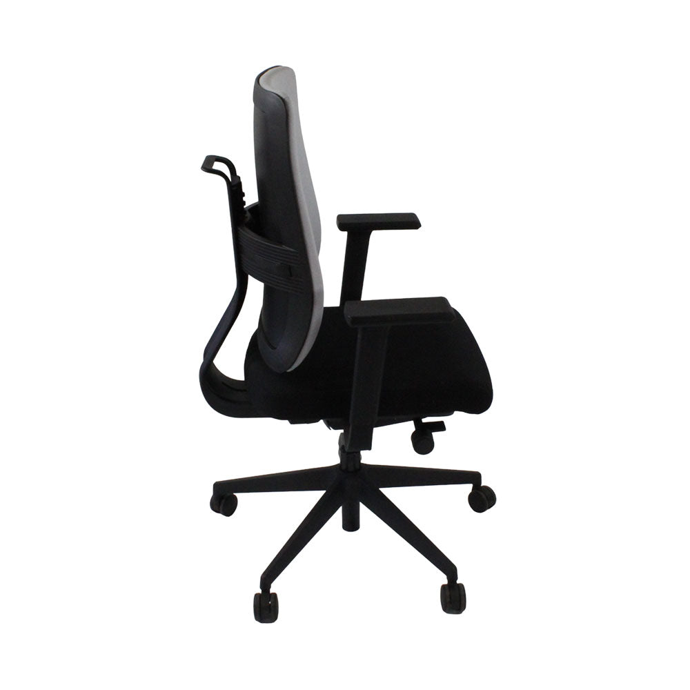 <tc>Viasit</tc>: <tc>Toleo Move</tc> Silla de trabajo con respaldo tapizado en cuero negro - Reacondicionada