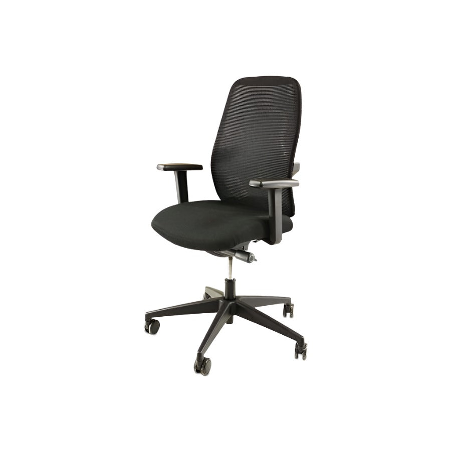 <tc>Interstuhl</tc>Silla de trabajo con respaldo de malla - Reacondicionada