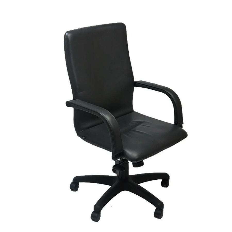 Nienkamper: <tc>Senator</tc> Silla de sala de juntas - Reacondicionada