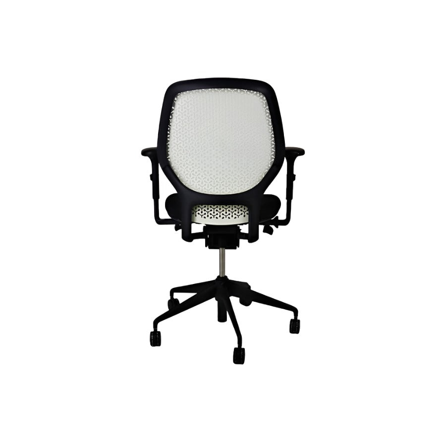 Caja naranja: <tc>Ara</tc> - Silla de trabajo - Reacondicionada