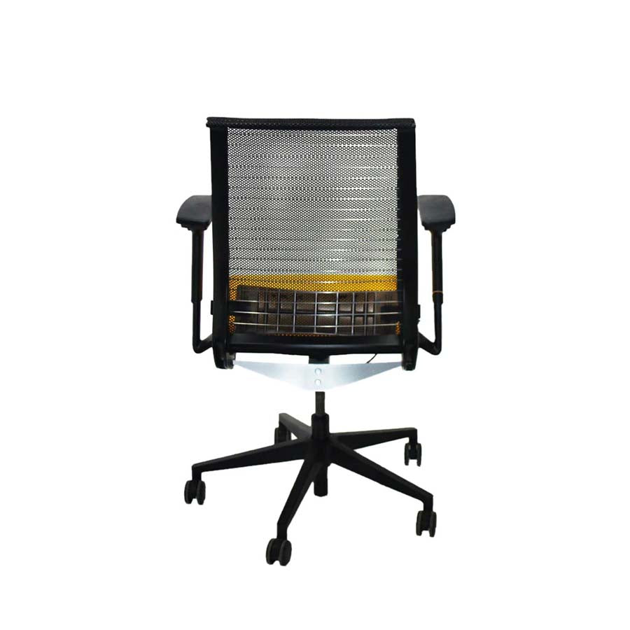 <tc>Steelcase</tc>: <tc>Think V1</tc> Silla de oficina - Reacondicionada