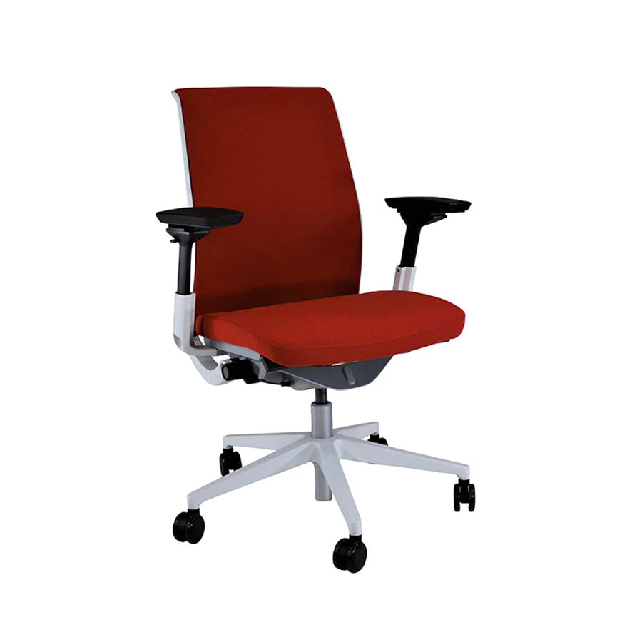 <tc>Steelcase</tc>: <tc>Think V2</tc> Silla de oficina - Reacondicionada