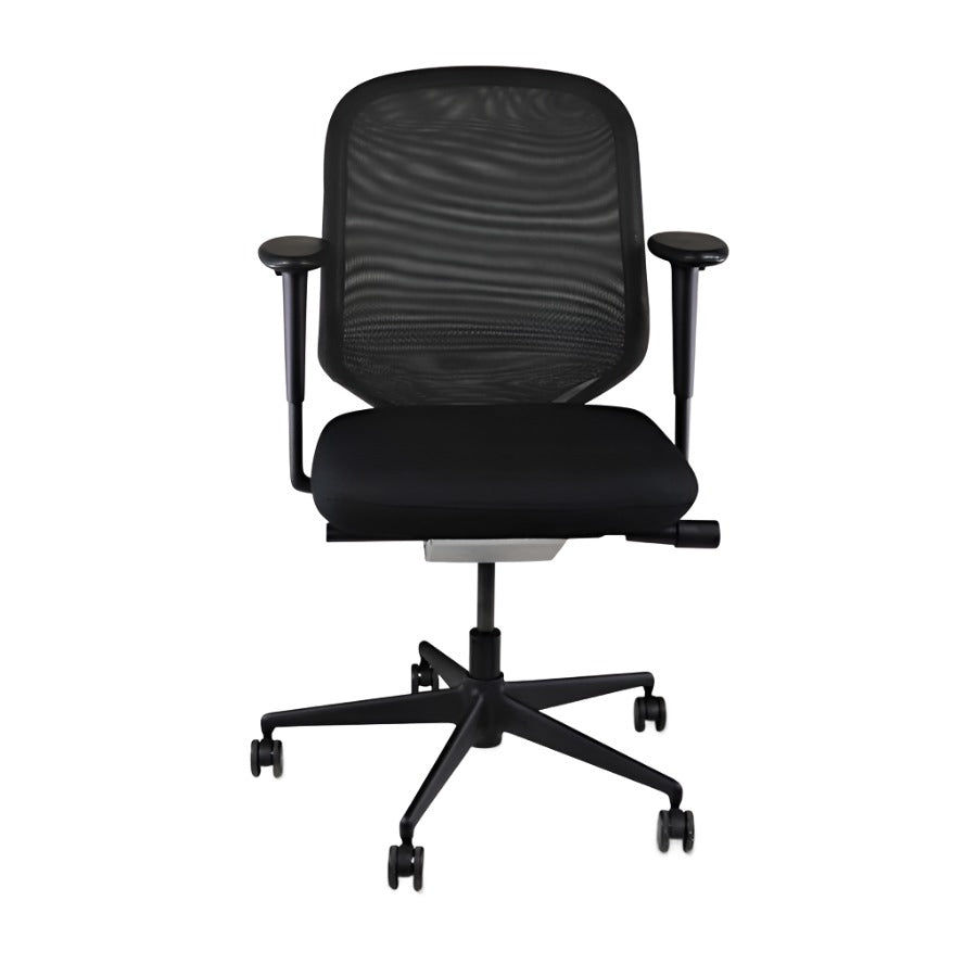 Vitra: Medapal Task Chair - Refurbished