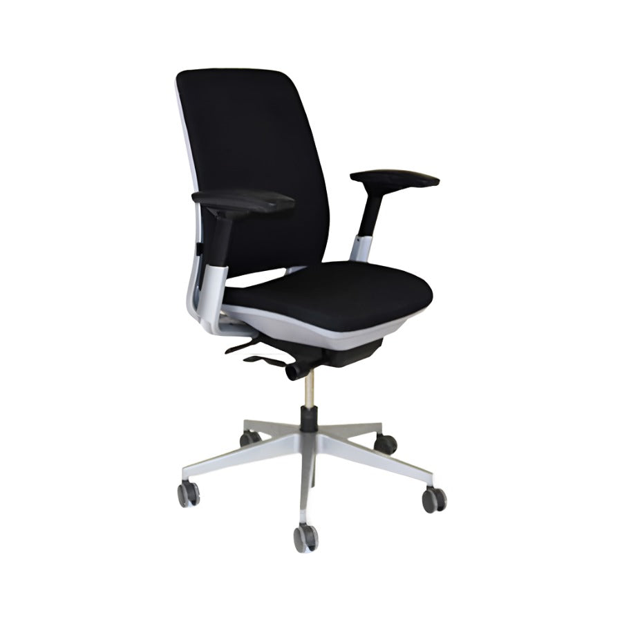 <tc>Steelcase</tc>Silla de oficina Amia con estructura plateada - Reacondicionada