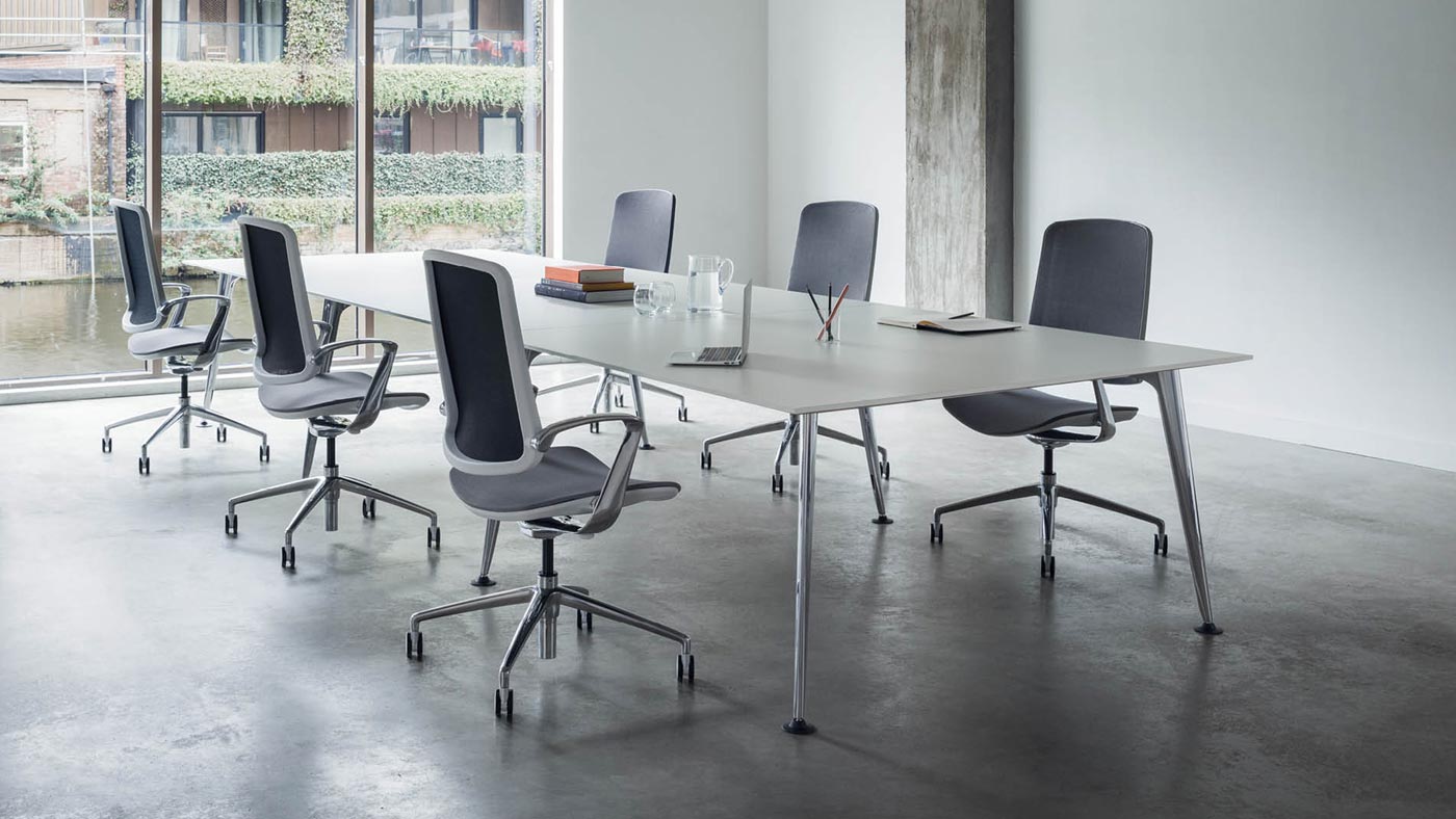 Boss Design Trinetic Task Chair: An Ergonomic Revolution