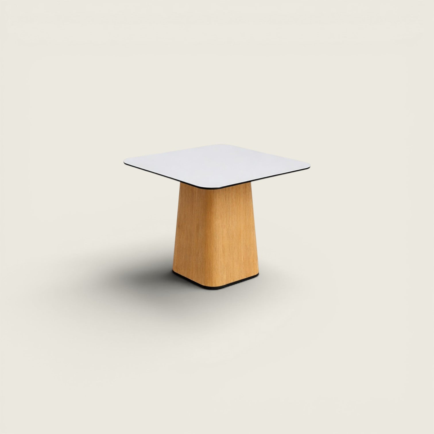 <tc>Allermuir</tc>Mesa auxiliar cuadrada para mesa - Restaurada