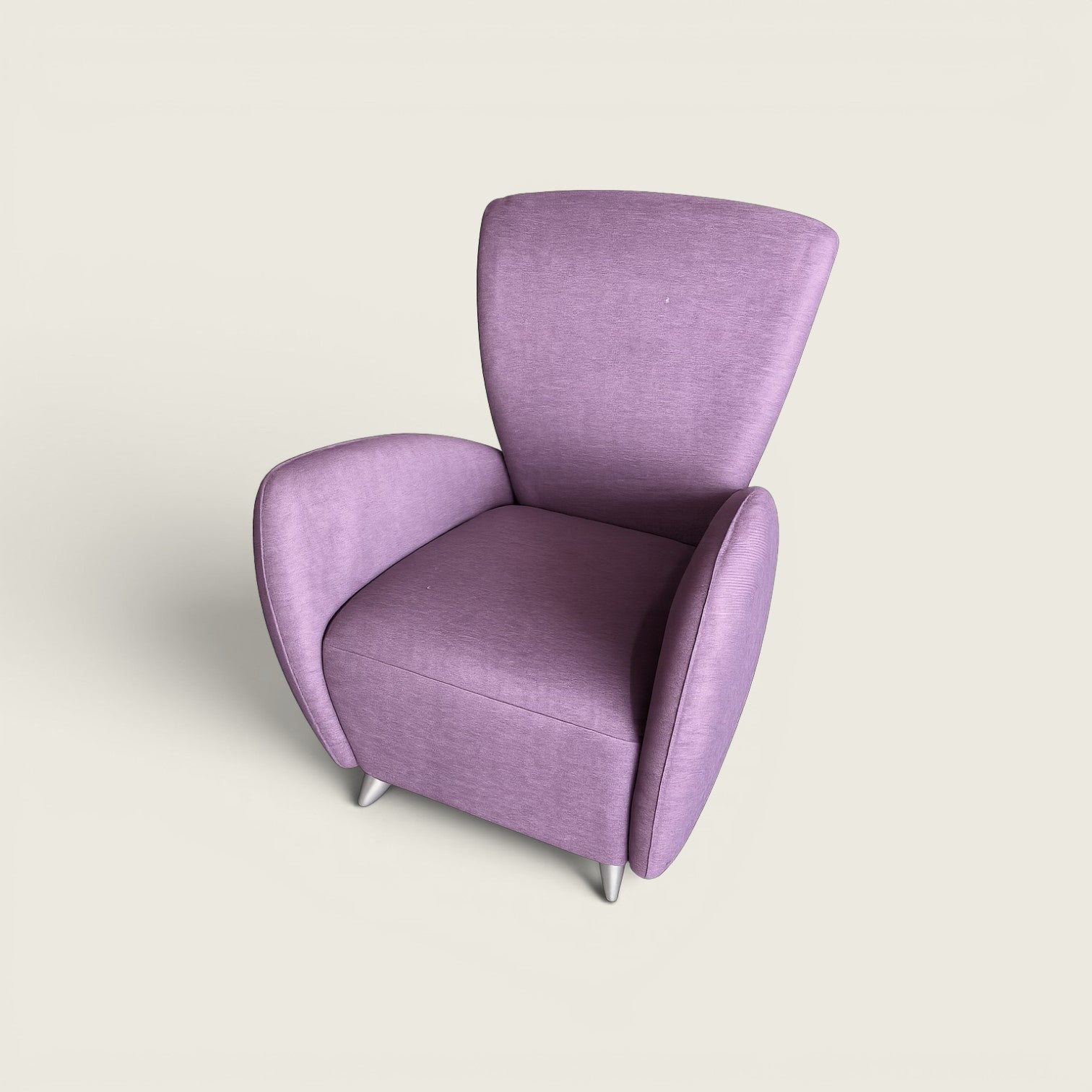 Boss Design: High-Back Lounge Chair in Purple Fabric - Refurbished