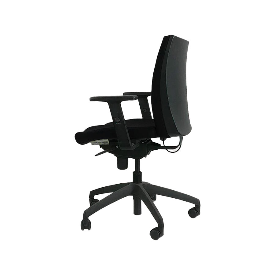 Connection: Team Task Chair in Black Leather - Refurbished