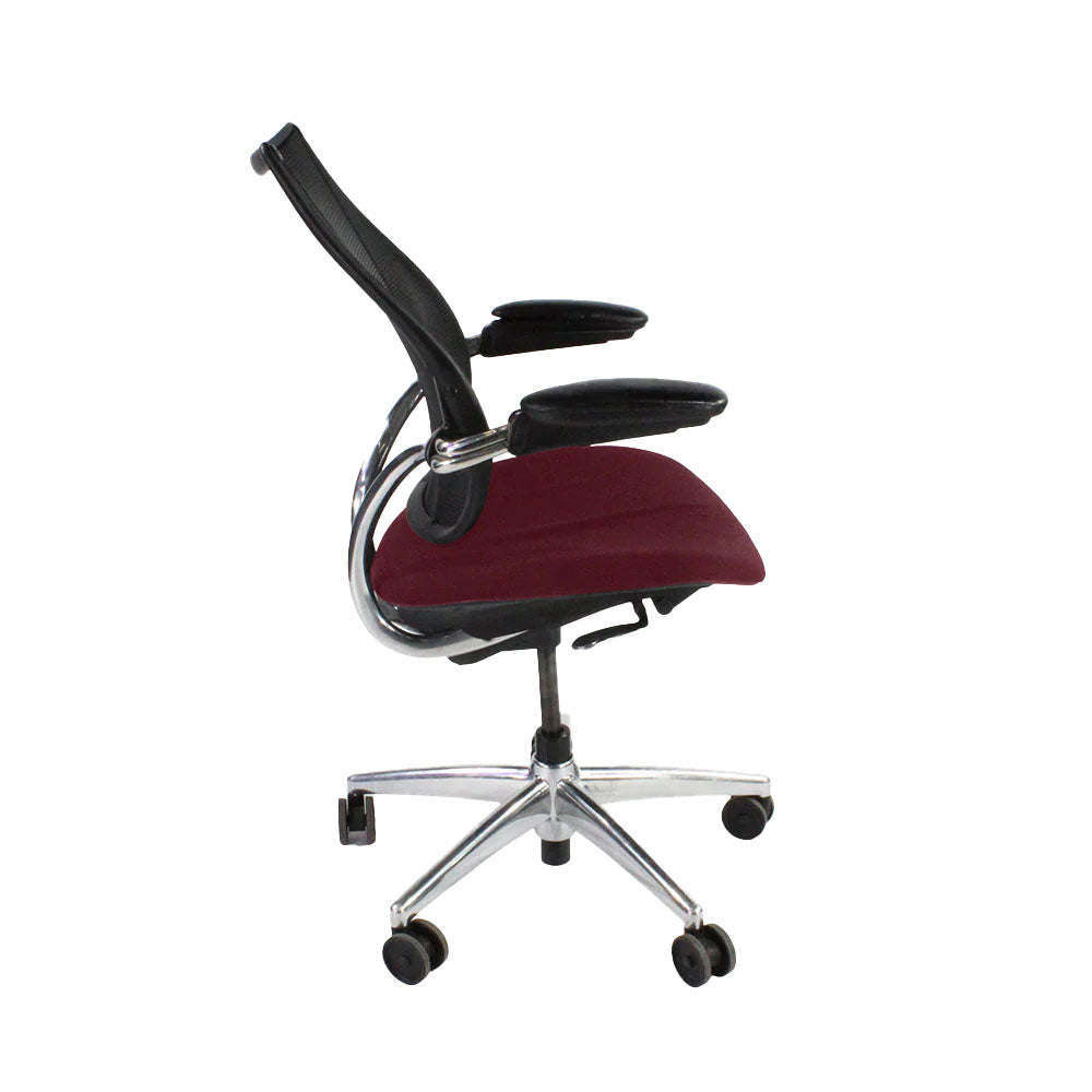 Humanscale: Silla operativa Liberty en cuero color burdeos/estructura de aluminio - Reacondicionada