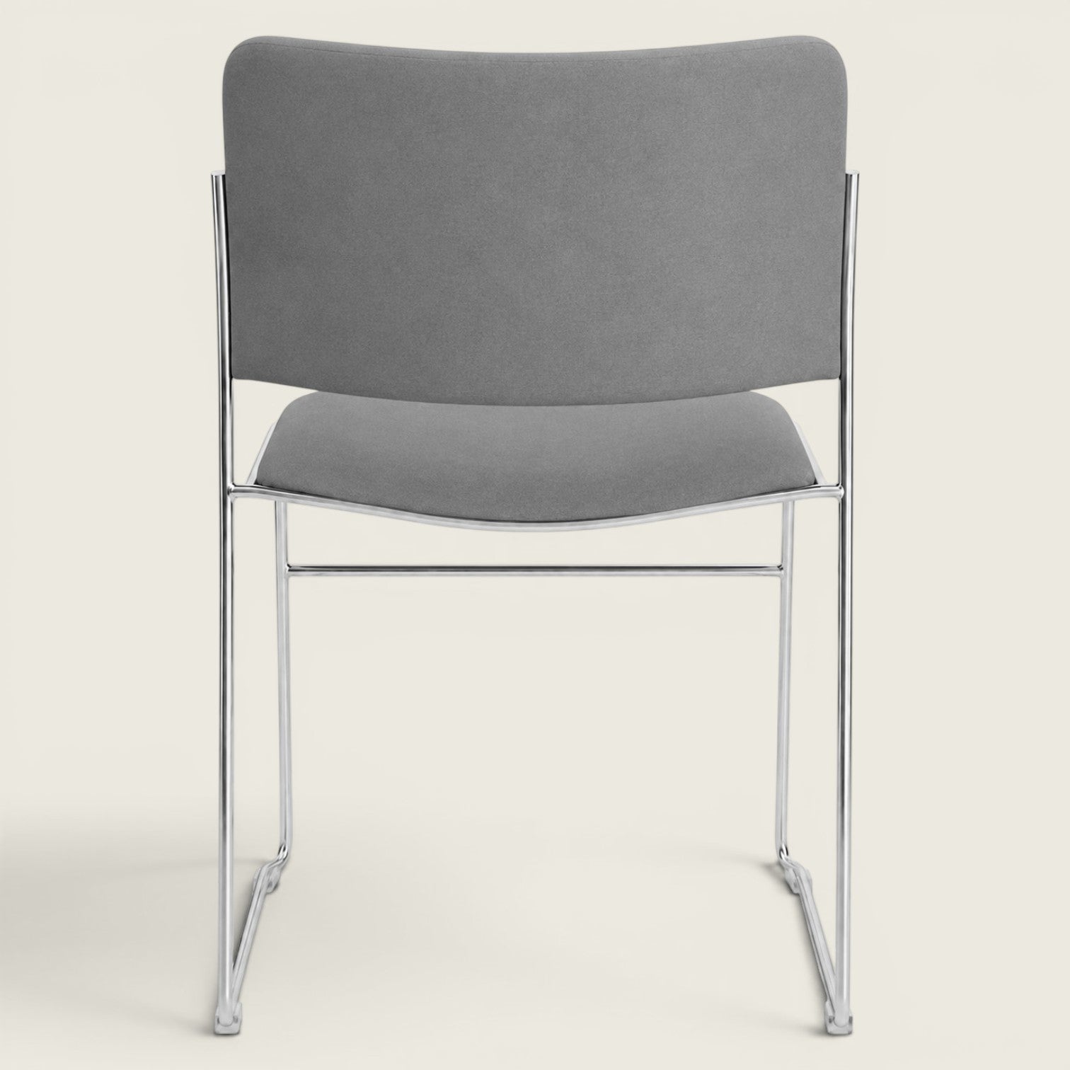 Howe: silla de apilamiento 40/4 - restaurado