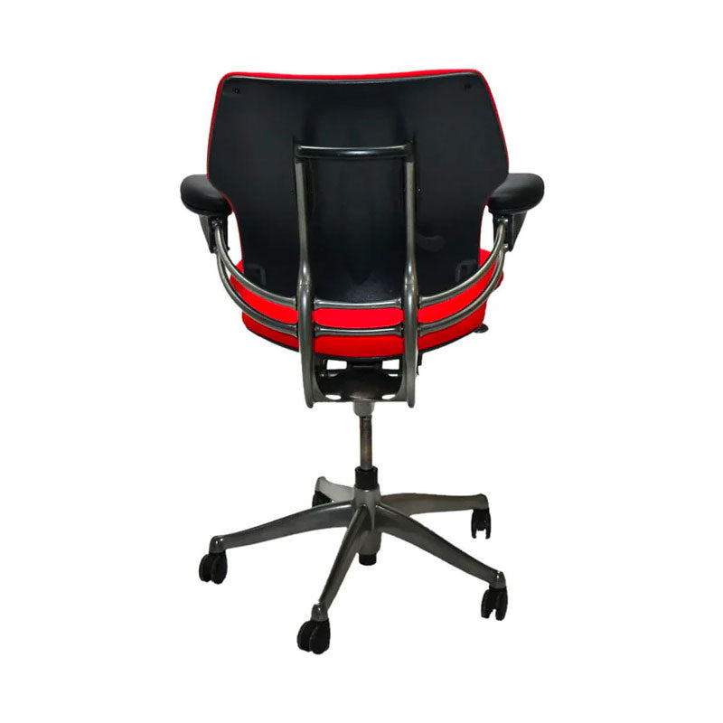 Humanscale: Silla operativa Freedom de tela roja - Reacondicionada