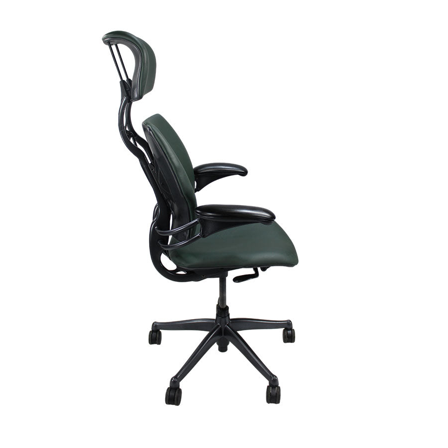 Humanscale: Silla operativa con respaldo alto y reposacabezas Freedom - Cuero verde - Reacondicionada