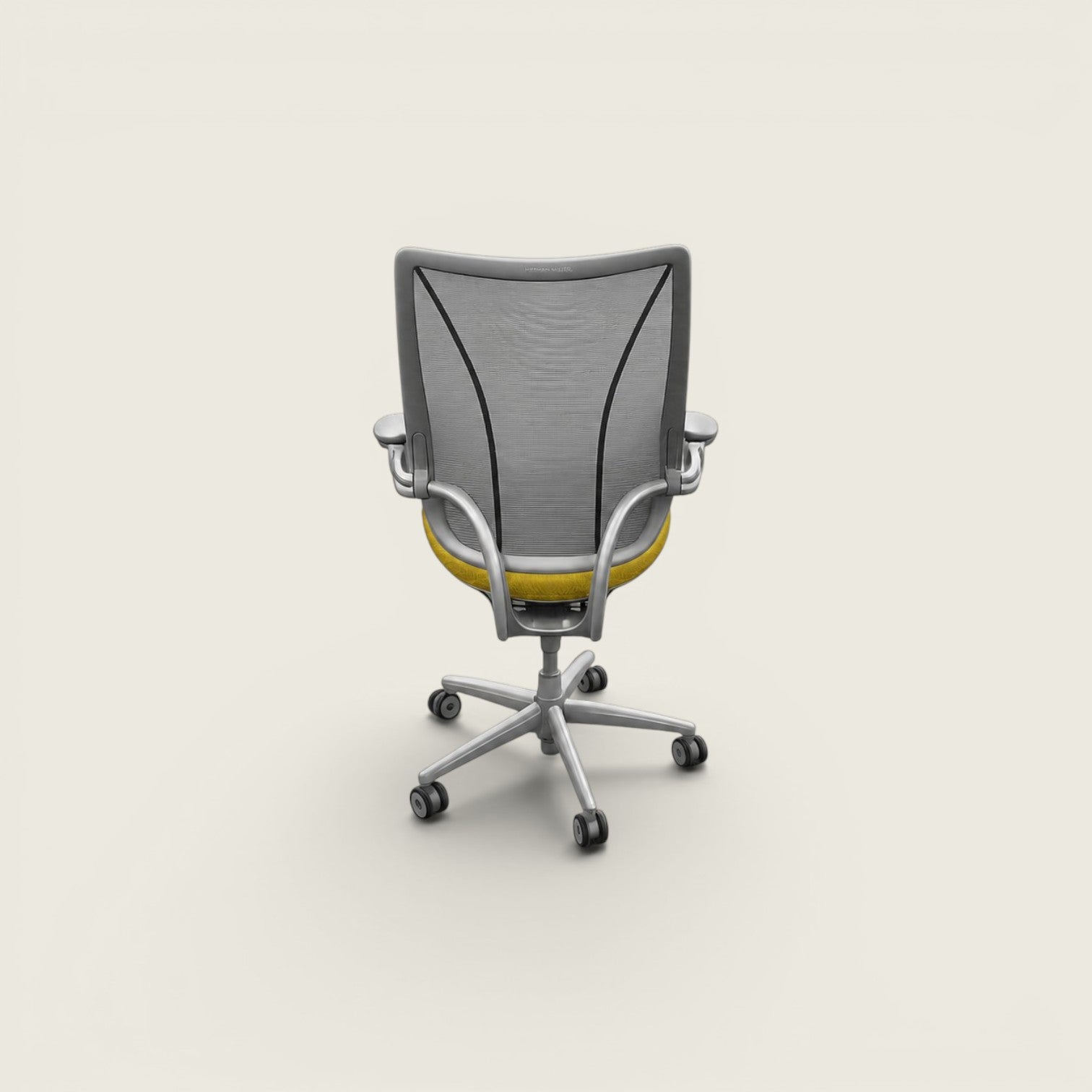 <tc>Humanscale</tc>: <tc>Liberty</tc> Silla de oficina en tela negra - Restaurada