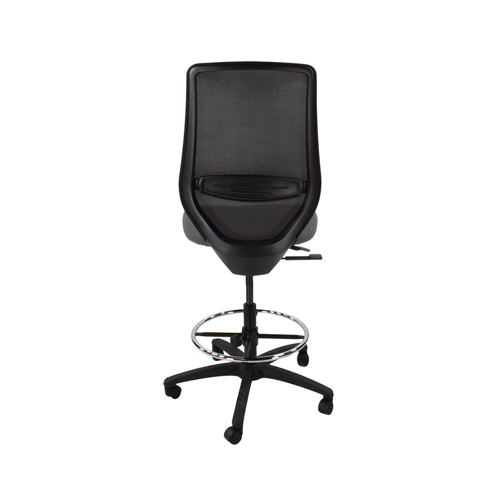 The Office Crowd: Silla Scudo Draftsman sin brazos en tela gris - Reacondicionada