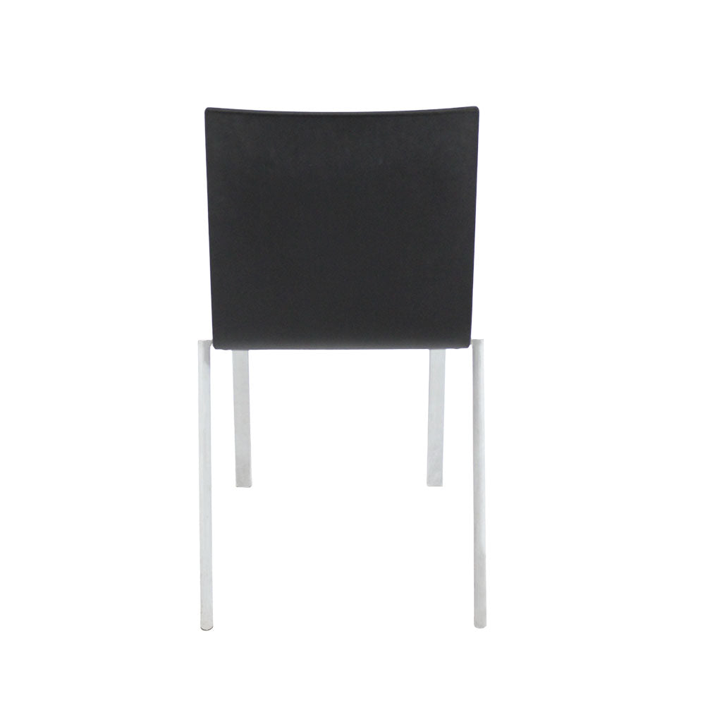 Vitra: Silla Apilable .03 en Negro - Reacondicionada