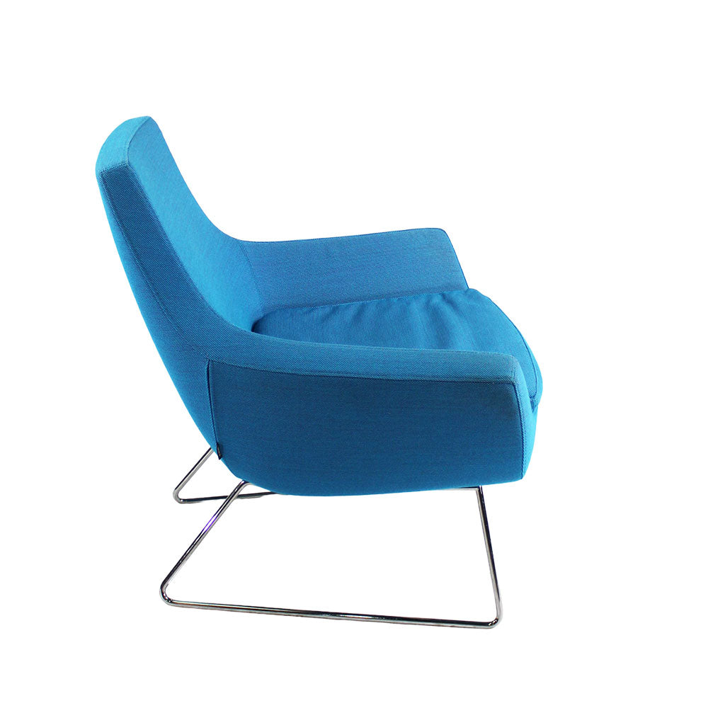 Sueco: Sillón Happy de tela azul - Reformado