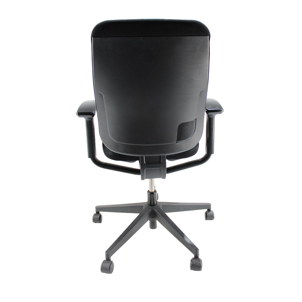 Steelcase: Reply Air Office Chair with Black Frame in Black Fabric - Refurbished