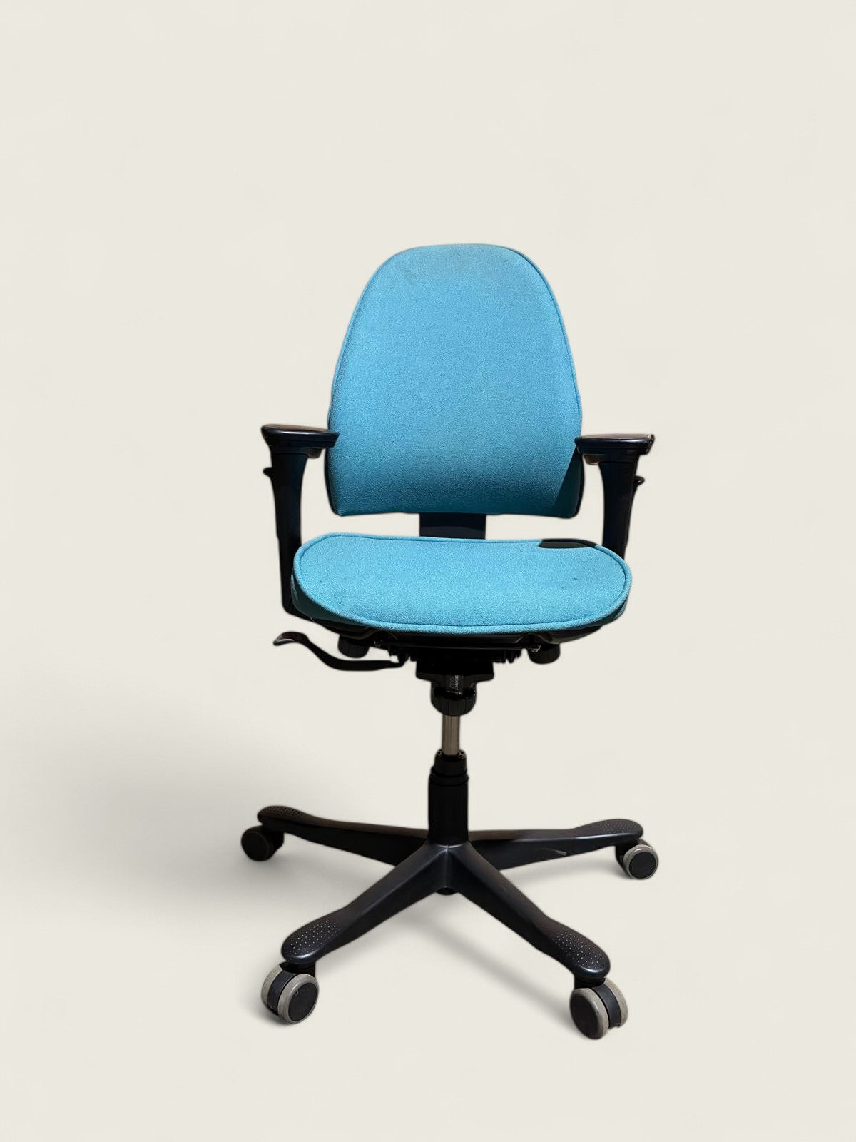 <tc>Kinnarps</tc>: Silla de secretaria - Reacondicionada