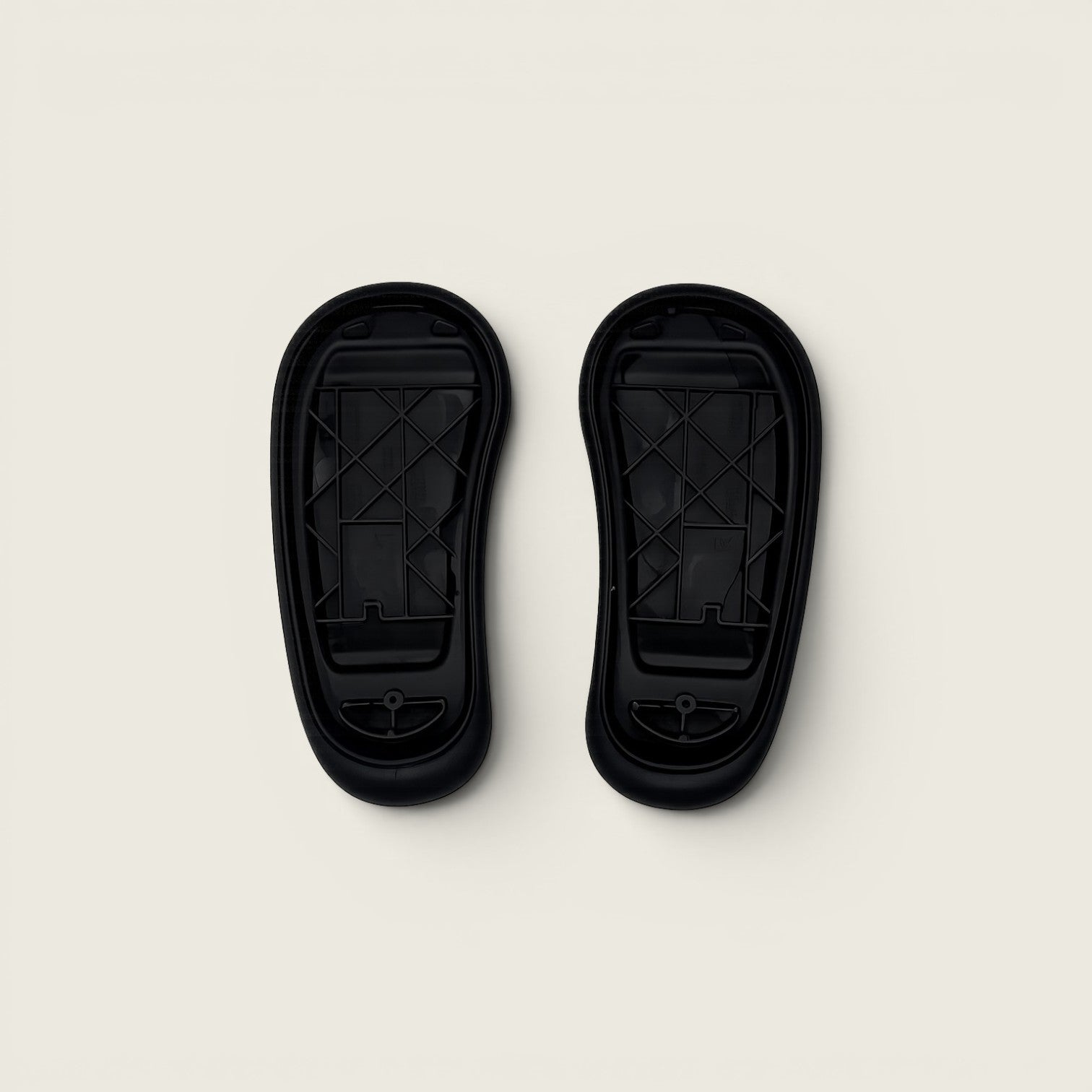 Herman Miller: Mirra 2 Replacement Arm Caps in Black - Pack of 1 Pair