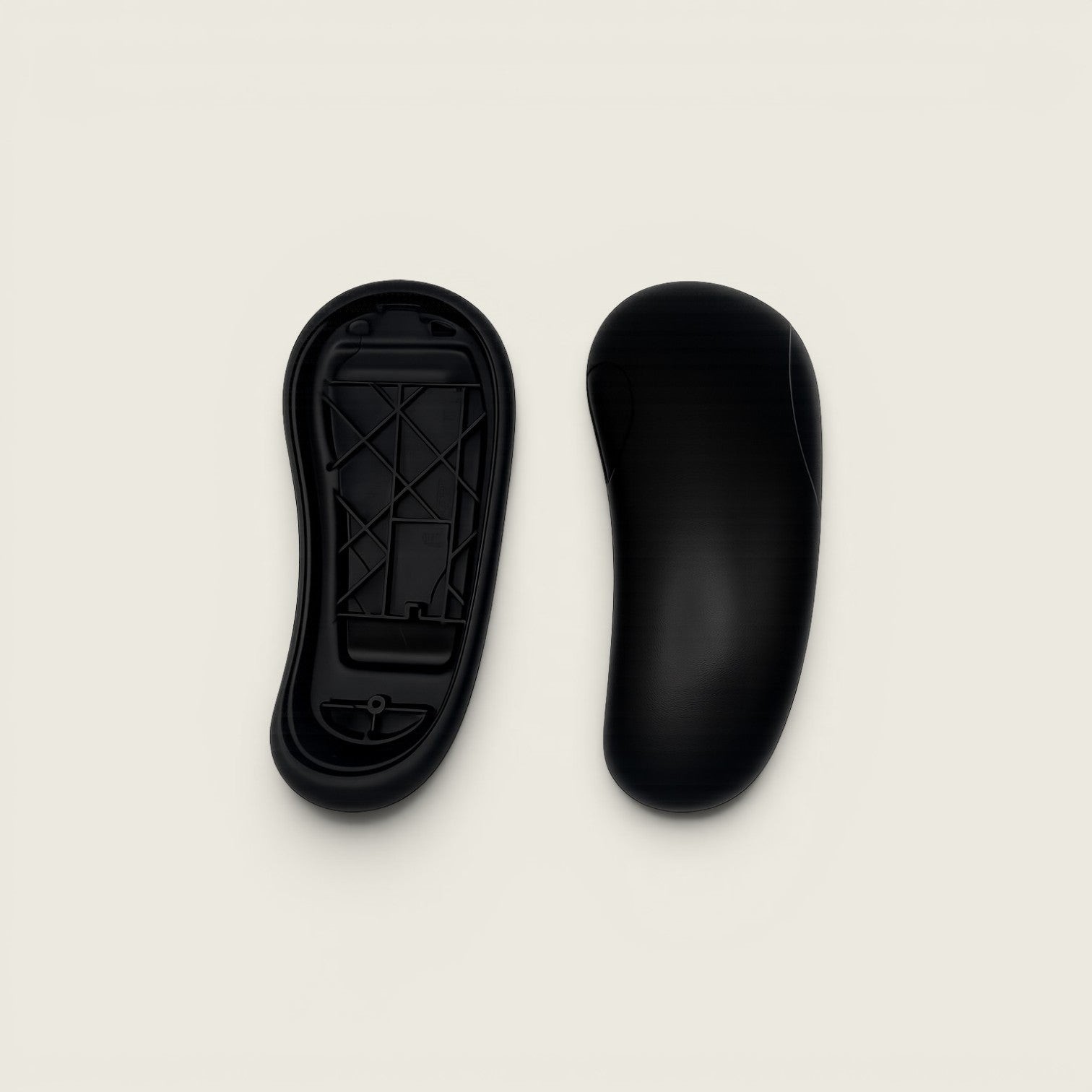 Herman Miller: Mirra 2 Replacement Arm Caps in Black - Pack of 1 Pair