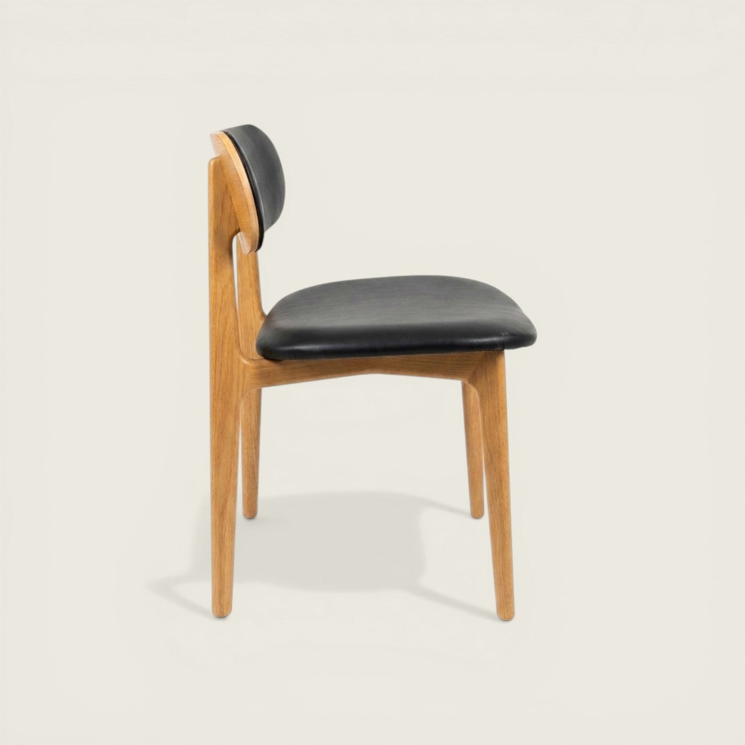 Modus: Visitantes/Silla auxiliar en cuero - Reformado