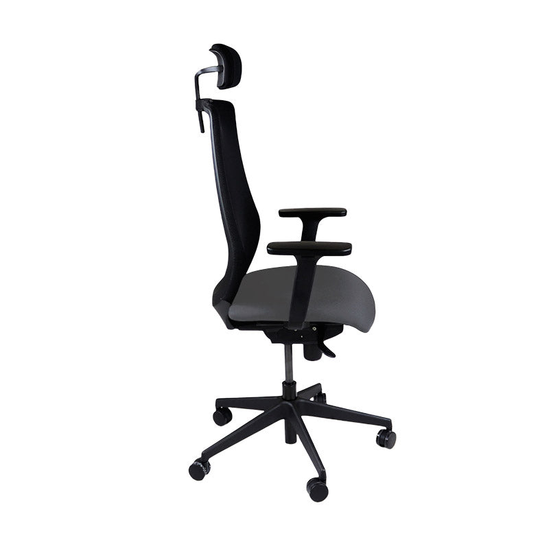 The Office Crowd: Silla operativa Scudo con asiento de tela gris y reposacabezas - Reacondicionada