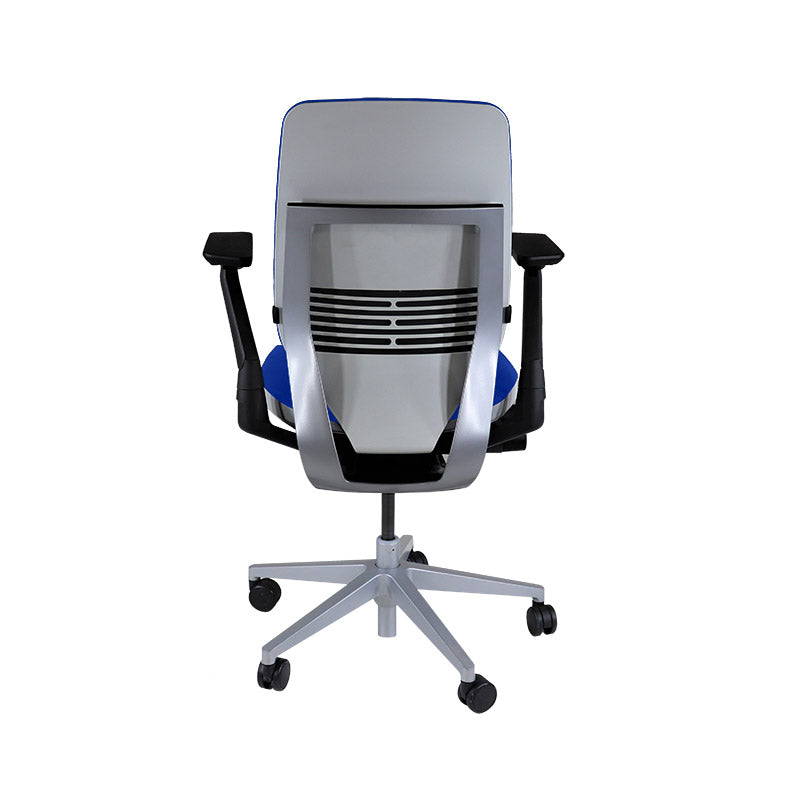 Steelcase: Gesture Ergonomic Office Chair - Blue Fabric - Refurbished