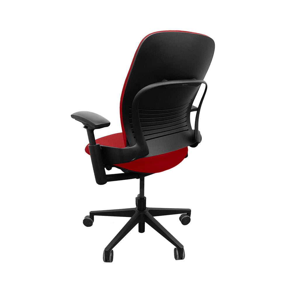 Steelcase: Silla de oficina Leap V2 con brazo ajustable en altura solamente - Tela roja - Reacondicionada