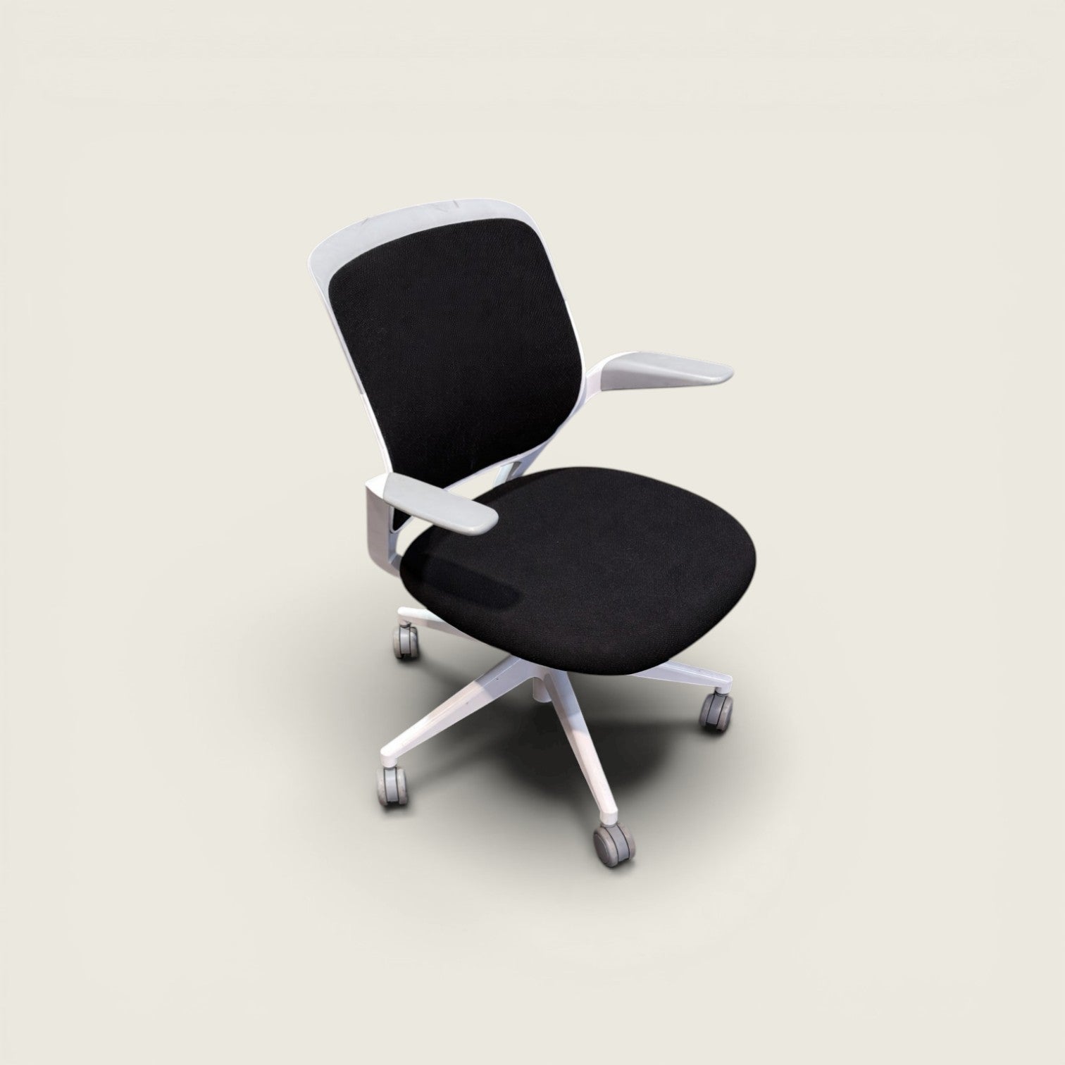<tc>Steelcase</tc>Silla de trabajo ergonómica Gesture con brazos de 360 ​​grados - Reacondicionada