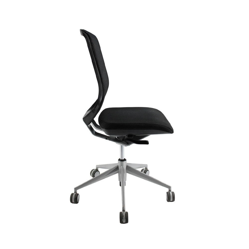 Actiu: Silla de Oficina Ergonómica Sin Brazos TNK en Negro - Reacondicionado