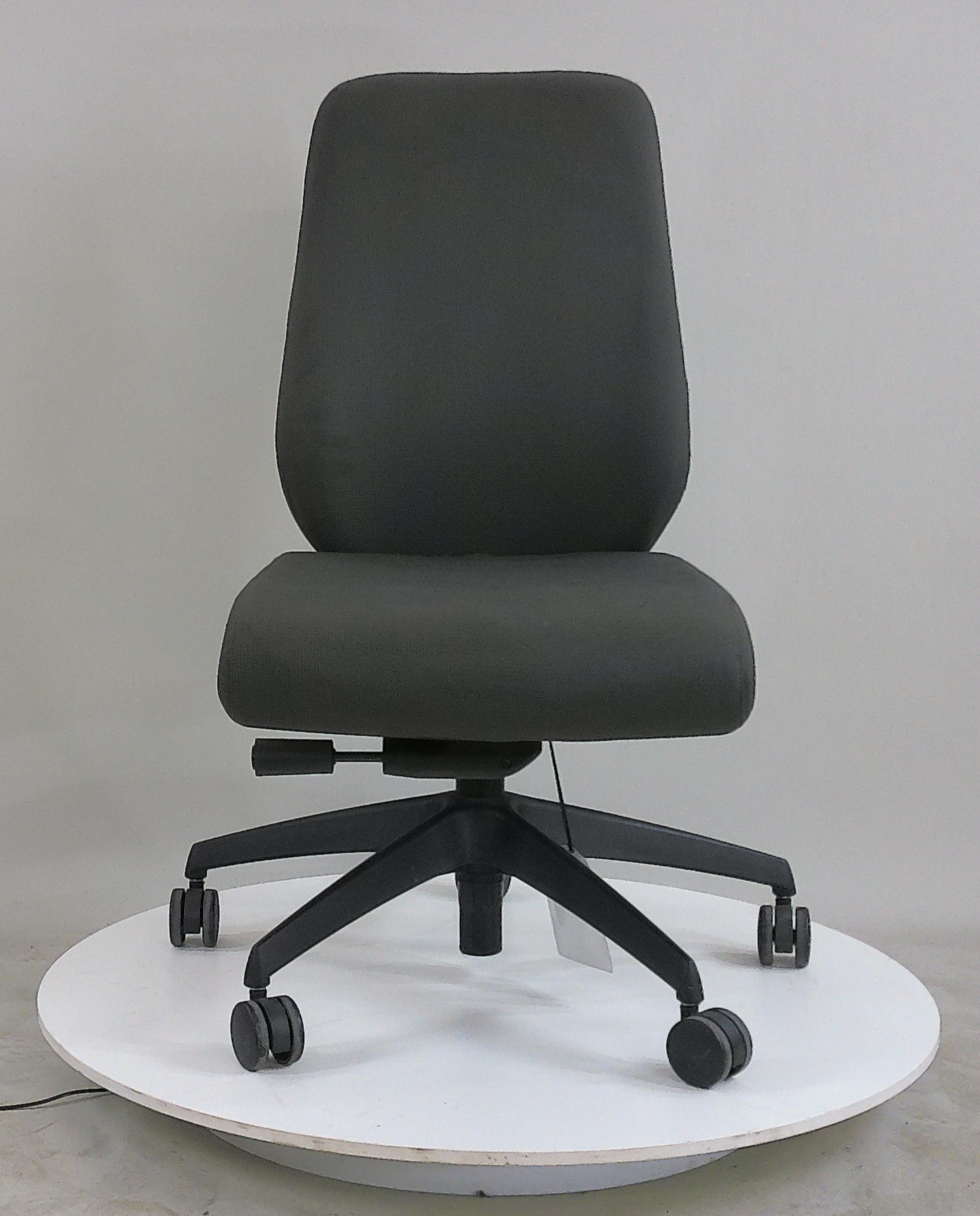 Boss Design: Silla operativa clave - Reacondicionada