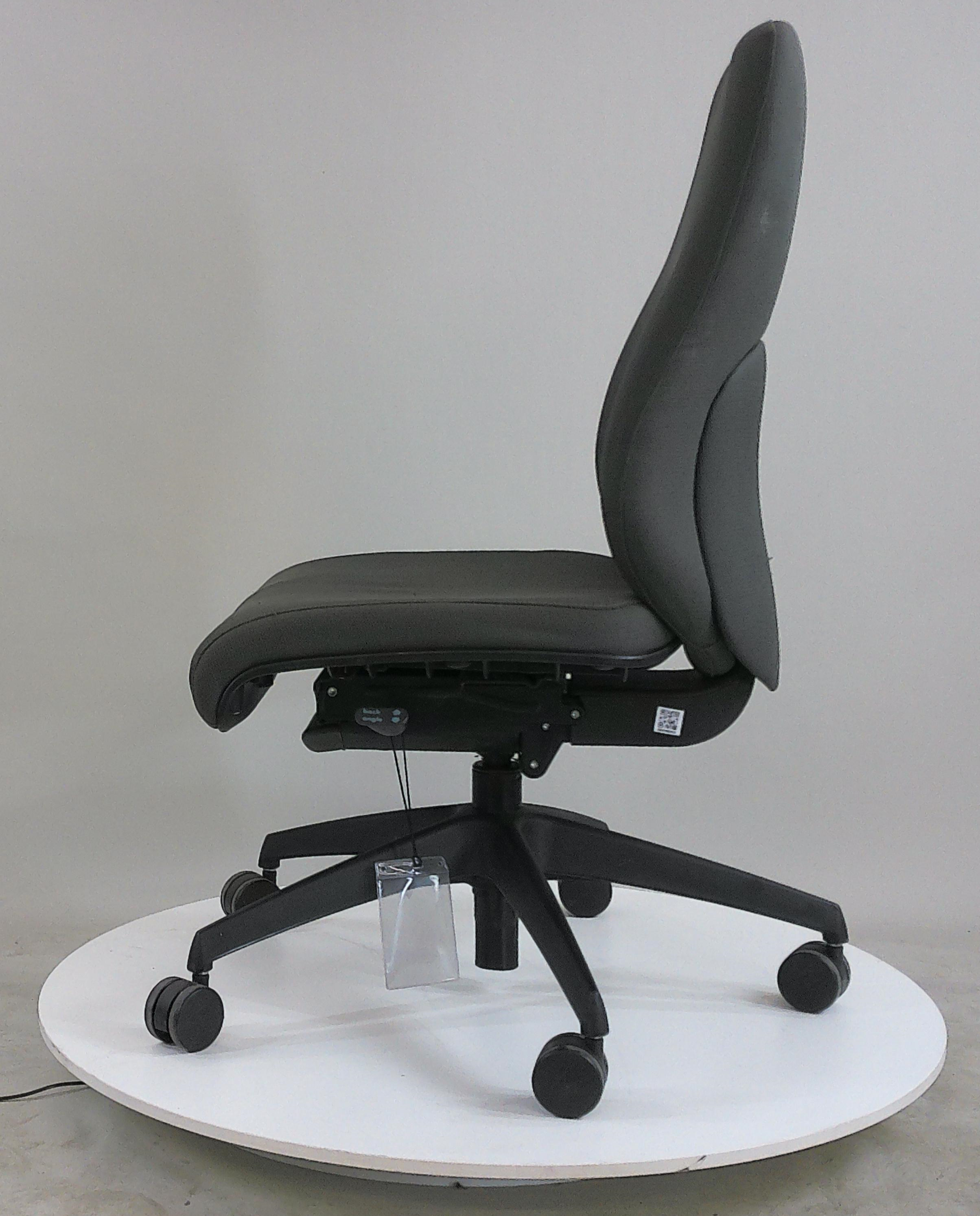 Boss Design: Key Task Chair - Refurbished